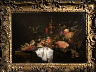 The Spiritual Meaning Behind a Picture Falling Off the Wall Suddenly